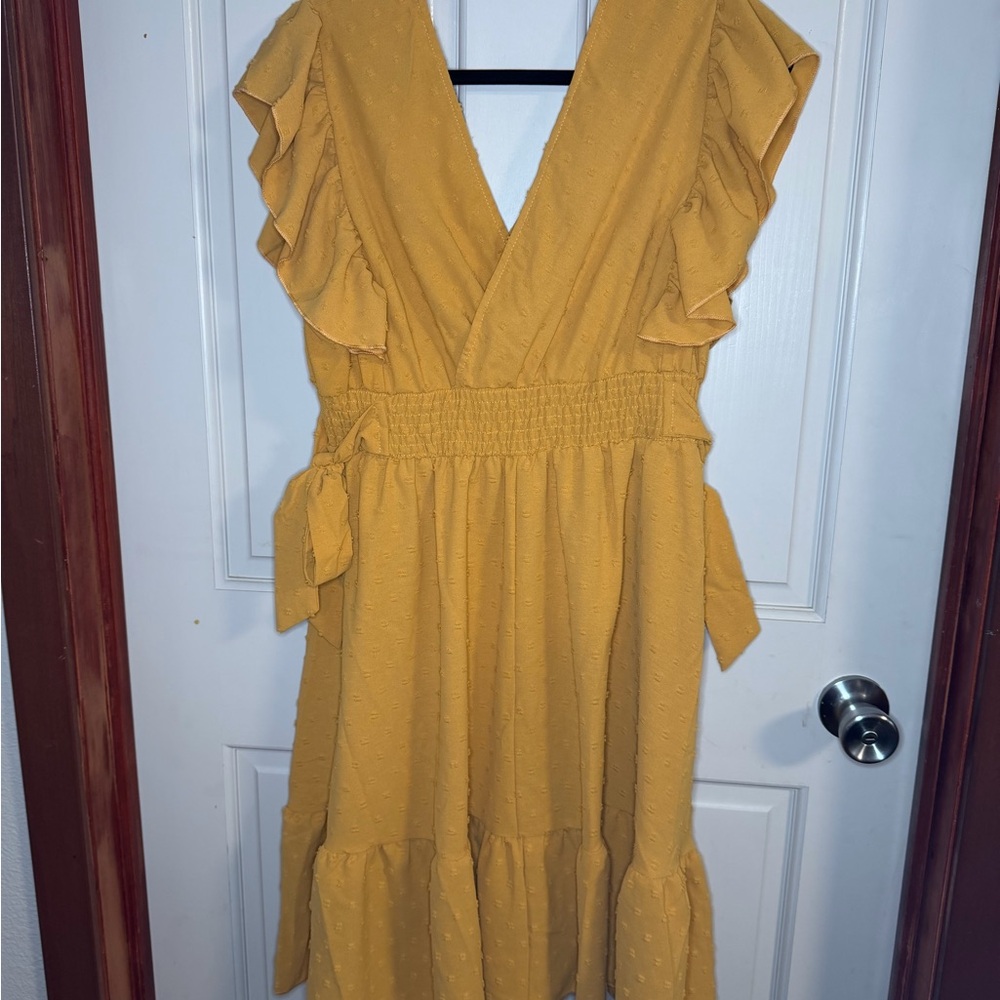 SHEIN Curve Mustard Sleeveless V-Neck Dress